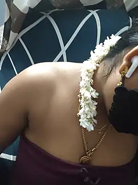Chat +18 de Tamil_Lotus ao vivo