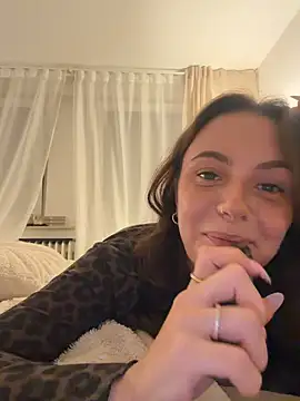 Cherry-Bean Live XXX-Chat