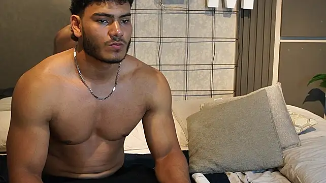 XXX chat uživo modela AndrewCollen