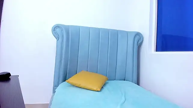 Živý XXX chat littlejordi_