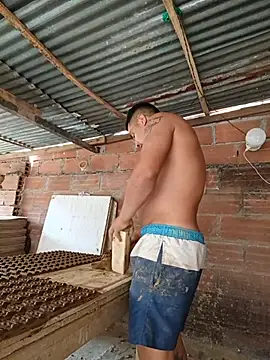 hoteder XXX чат на живо