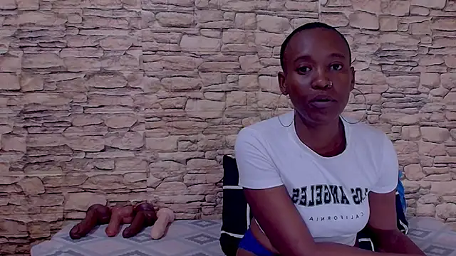 EbonyOlive69's Live XXX Chat