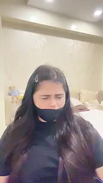 ashwariya23's Live XXX Chat