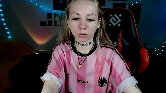 دردشة Nica_Kawaii الجنسية المباشرة