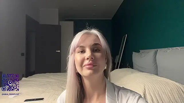 Mikaela_blonde Chat XXX live