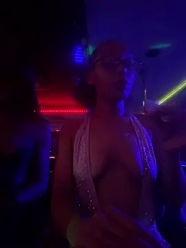 Pokazy przed kamerką – Velvetraexo