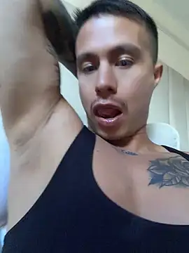 DOMINICKVEGAS77 现场XXX聊天