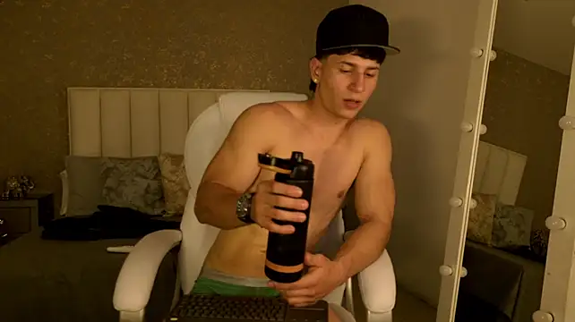 JordanMiller_: онлайн-секс-чат