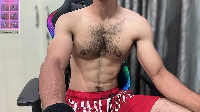 DevilsFavoriteBoy Adlı Modelin Canlı XXX Sohbeti