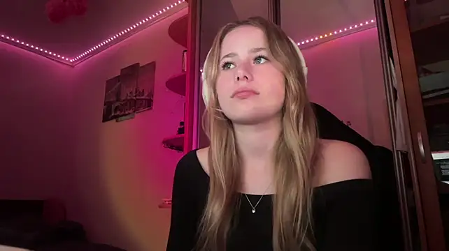Aurorain Chat XXX live