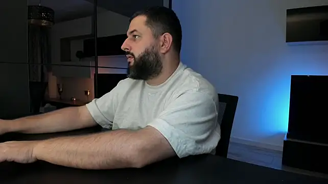 DravenPeak's Live XXX Chat