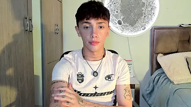 Timothy_ros Live XXX-Chat