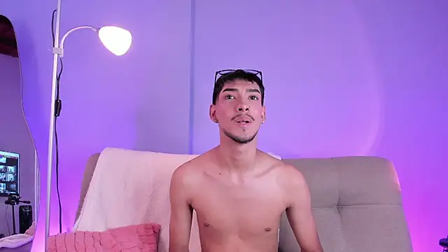 ApoloXanthos – Naživo XXX chat