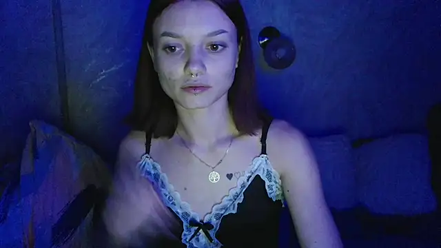 Chatroom XXX en direct de Lola_SweetGlow