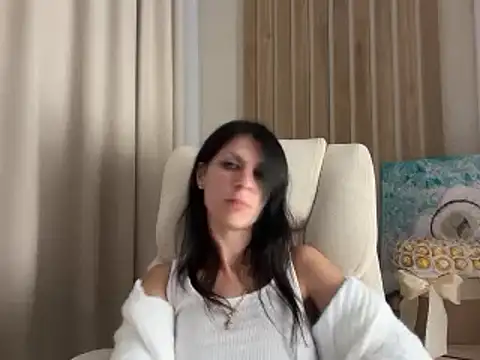 InjaAtHome's Live XXX Chat