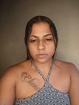 Giselabrunette25's Live XXX Chat