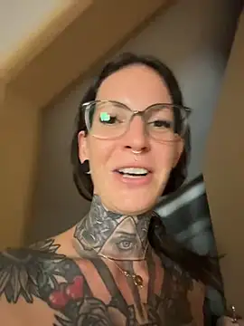 Chat XXX ao vivo de BrownieyQueen