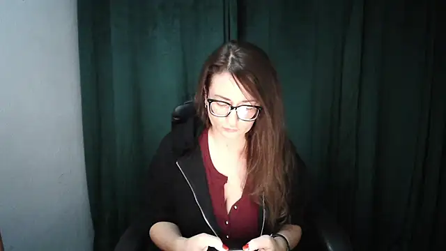 NoraMilf's Live XXX Chat