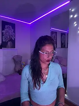 Chat XXX en directo de SamathaMay