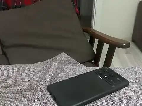 ALPHANDRE XXX чат на живо
