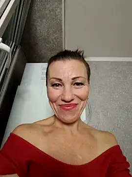 pure_elena Chat XXX in diretta
