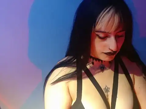 ValkiriaFoX 即時 XXX 聊天