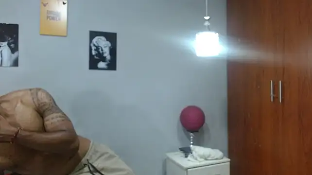 king_smith69 élő XXX-chatje
