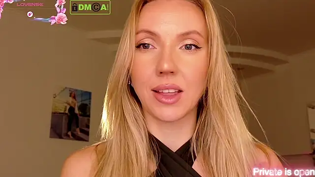 rina_asty's Live XXX Chat