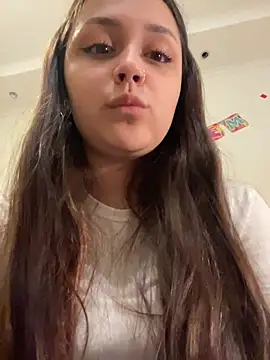 EvelynFly's Live XXX Chat