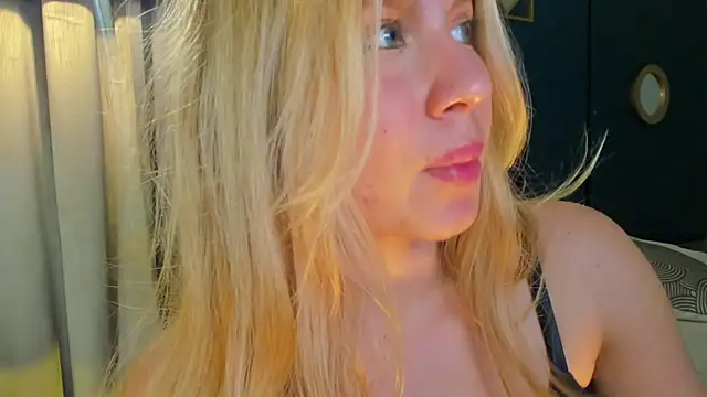 mia_curry Live XXX Chat