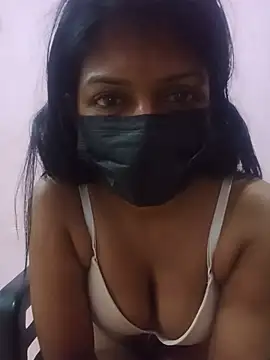 Malee_S Adlı Modelin Canlı XXX Sohbeti