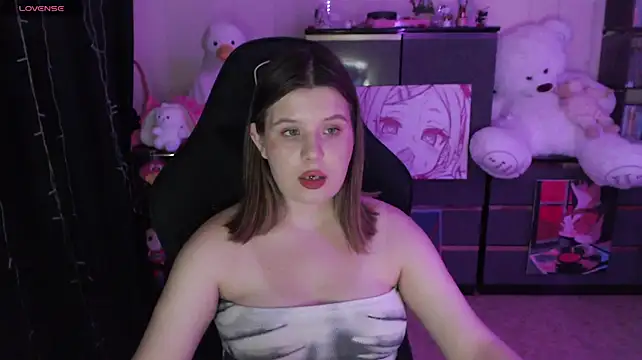 AmyVibess' Live XXX Chat