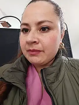 VANESSA__28 Adlı Modelin Canlı XXX Sohbeti