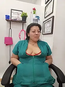 SARA_21- Live XXX-chat
