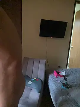 Taylor_DiamondBoy élő XXX-chatje