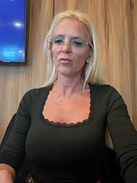 Chat XXX ao vivo de Reyna63