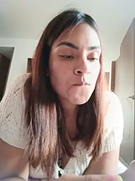 Ivanna2's Live XXX Chat