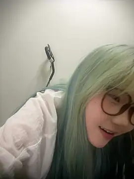 Rocket-Girl Chat XXX live