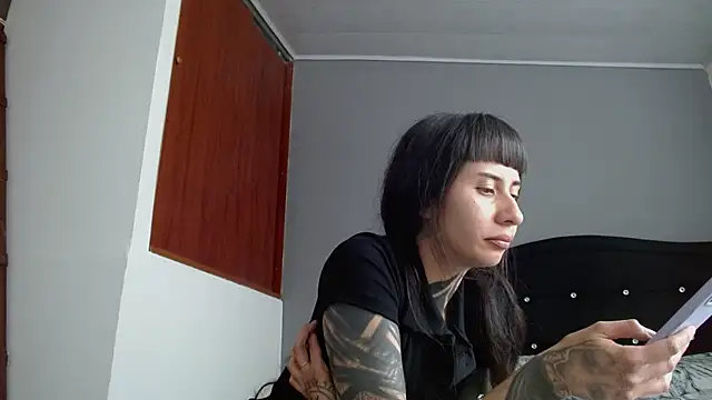 Chat XXX en directo de Emilia_1995