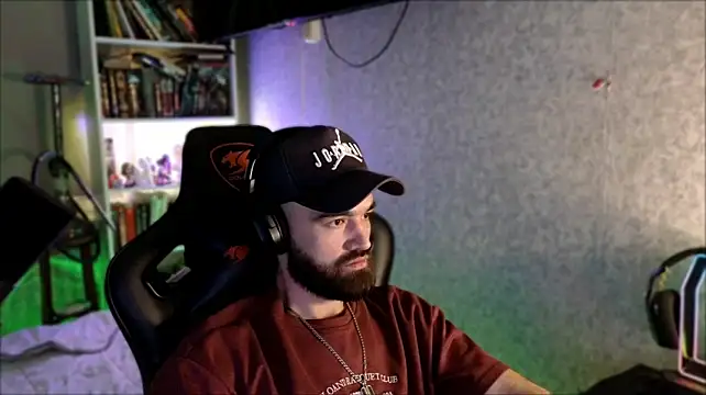 XXX chat uživo modela _Serious_Man