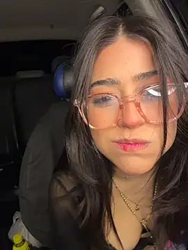 Chanel-fire's Live XXX Chat