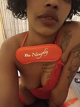 Tall_Bella's Live XXX Chat