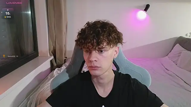 Czat XXX na żywo – cute_thomas