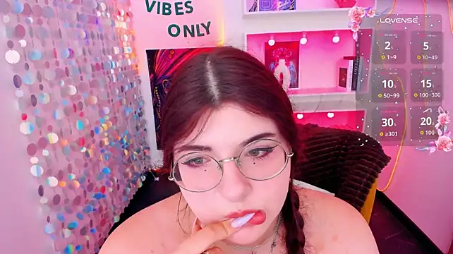 Siena_aa – Naživo XXX chat