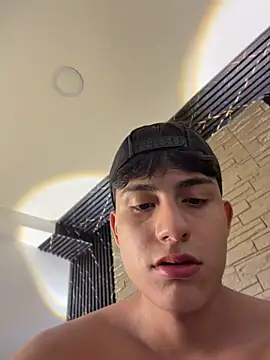 Lander_Cruz élő XXX-chatje