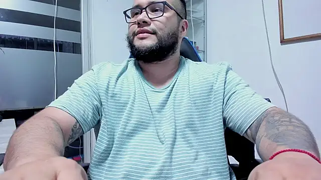 VINCEDMAGLIOO Live XXX-chat