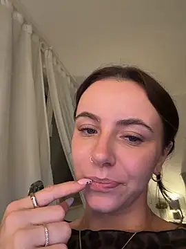 Cherry-Bean Live XXX-Chat