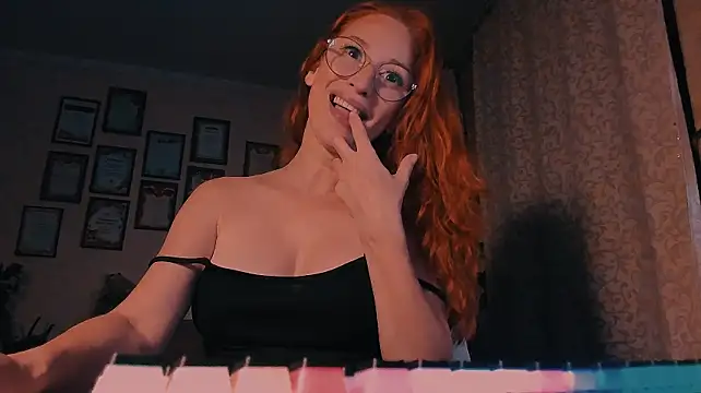 GingerVerdict's Live XXX Chat