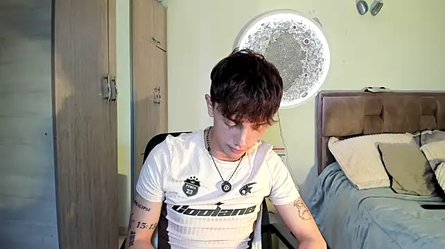 Timothy_ros Live XXX Chat
