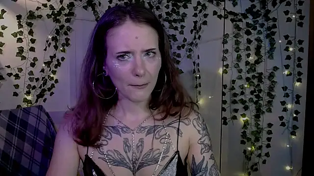 Chat XXX en directo de risha_laas